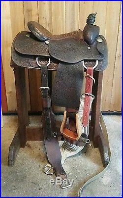 15 1/2 Used Hereford Roping Saddle