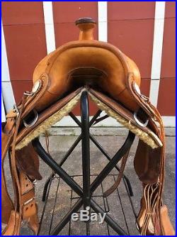 15.5 Ortho-Flex Western Saddle Beautifully Tooled