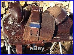 15 Circle Y Used/vintage Western showithpleasure saddle dk oil withfiligree silver