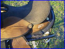 15 Inch Abetta Trail Saddle with round skirt- black and brown