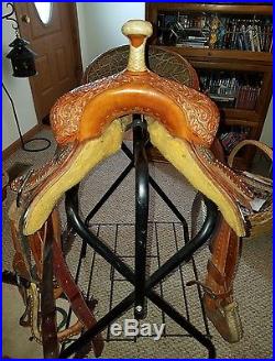 15 Jays Custom leather Cutting saddle