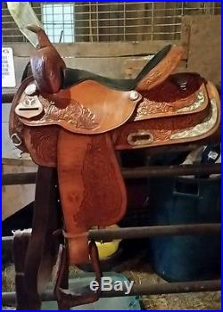 15 inch Circle Y show saddle