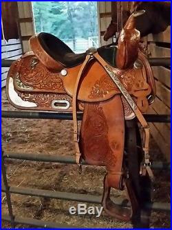 15 inch Circle Y show saddle