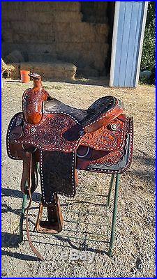 16 inch Hereford Tex Tan Western saddle with sterling silver and buckstiching
