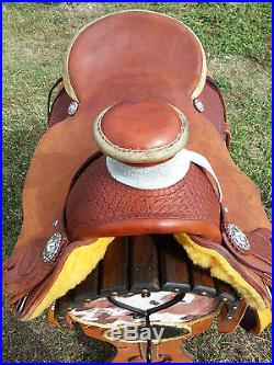 17 Johnny Scott Wade Ranch Roping Saddle (Made in Texas) No Reserve