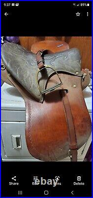Antique Endurance Riding Saddle. Excellent condition. Made in the 1960s