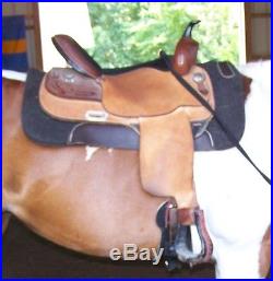 Billy Cook 16 barrel, trail, pleasure, show saddle, excellent, very comfortable
