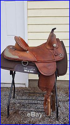 Circle Y Bob Marshall Treeless Sports Saddle with horn, silver, tooling, GUC