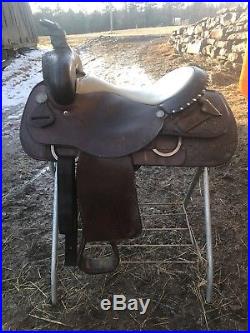 Circle Y Ranch / Cutting / Trail Saddle. 16 inch seat