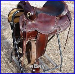 Circle Y Western Park & Trail Saddle 16 inch seat, Leather, nice condition