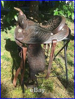 Circle Y Western Pleasure Barrel 15 inch seat leather saddle