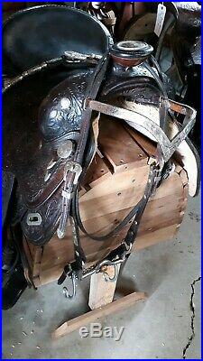 Circle Y Western Pleasure Equitation Show Saddle. 15.5 inch seat