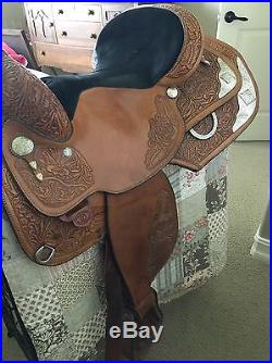 Circle Y Western Pleasure show saddle Includes Storage Bag 15