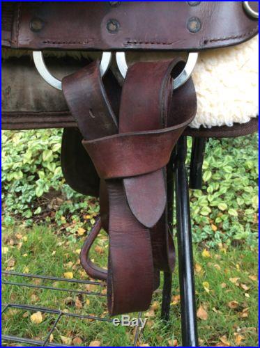 Circle Y Western Show Saddle Excellent Condition