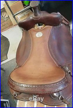 Clinton Anderson saddle 16 made by Martin Saddlery