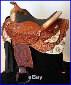Dale Chavez 15 Show Saddle Full QH bars, beautiful silver package, medium oil