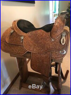 Dale Chavez Western Pleasure Show Saddle Size 16, Light Oil