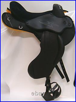 Endurance Chair C / Accion Fender Synthetic