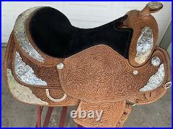 Excellent Condition Circle Y Show Saddle- Regular Tree-Complete Package
