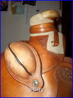 Maccall wade saddle, mfg. 1996 SQH bars, 16 tree, flat plate rigging, 5cantle