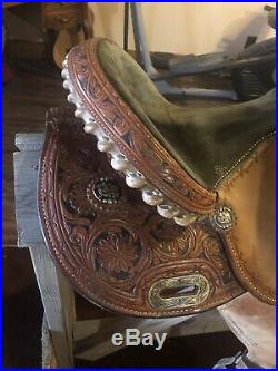 Marlene Mcrae Special effx wide barrel saddle
