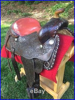 NO RESERVE VINTAGE CLEBURNE SADDLE 15.5 INCH SEAT COLLECTIBLE EQUINE