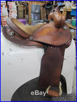 Simco Balanced Ride Trail Saddle 15 1/2 Used Great Condition