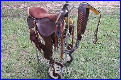 Synergist Western Trail Saddle 15 1/2 with 3 point cinch