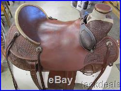 Teskeys Custom Wade Ranch Saddle 17 Lightly Used MINT