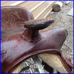 Used 15 tooled leather Western trail pleasure saddle US made Circle M