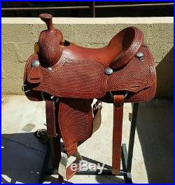 Used 16 Tod Slone Saddles Roping Saddle