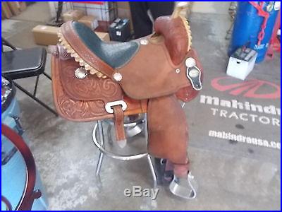 Very nice billy cook barrel saddle ostrich seat