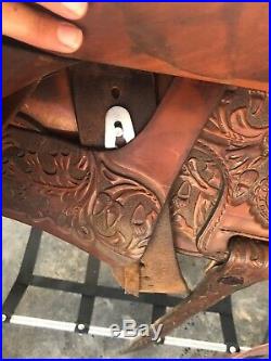 Western Circle Y Cutting and Reining Saddle Leather Tooling