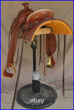 Western hot seat saddle 16 on Eco leather buffalo chestnut on drum dye finish