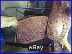 Western team roping cowboy trophy saddle